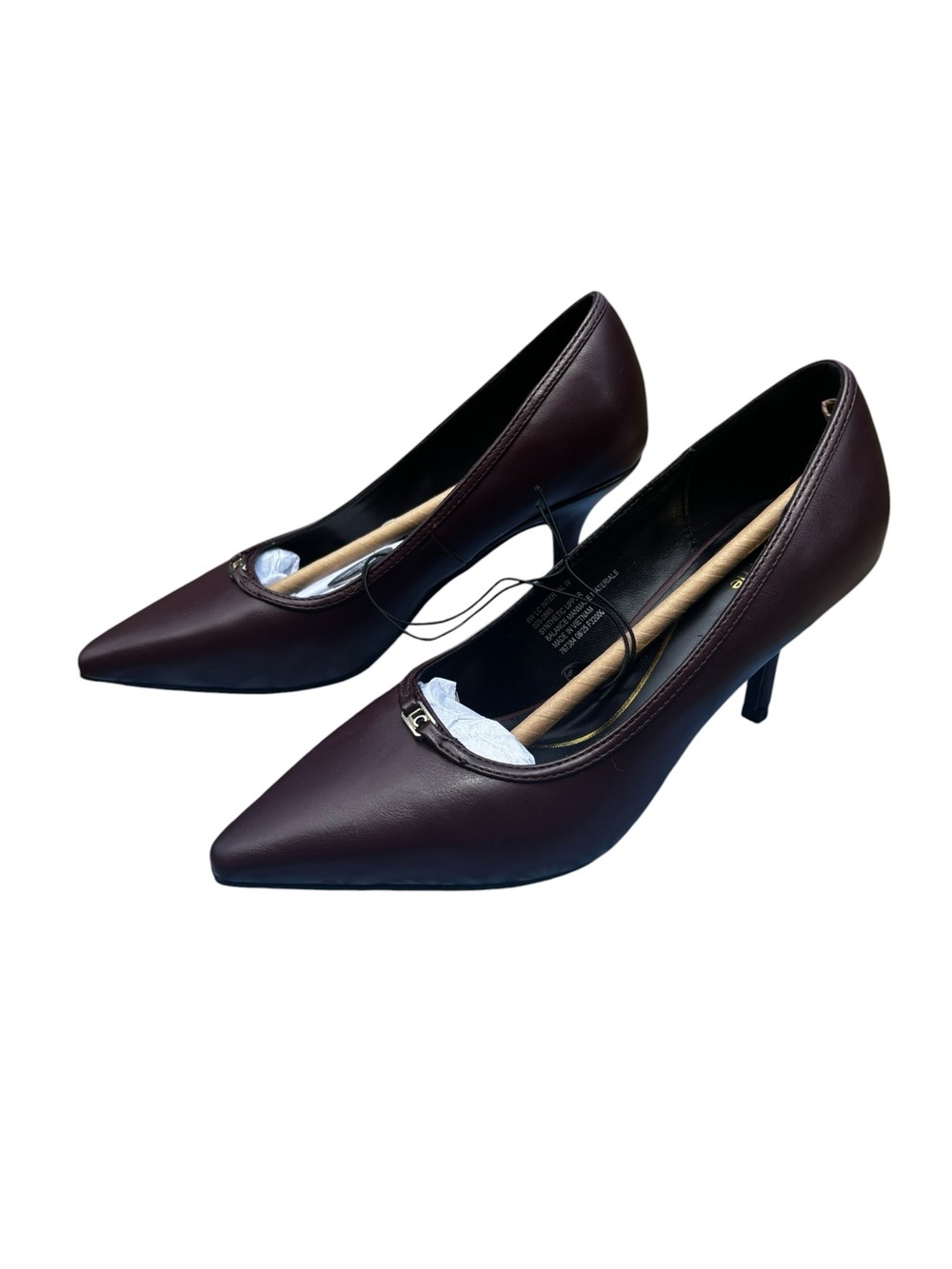Liz Claiborne Interval Heels Womens Size 6 Wide Wine Red Shoes Wide Memory Foam